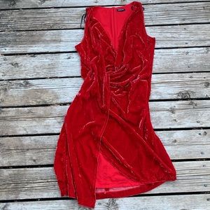Kenneth Cole Velvet Dress w/Pockets!